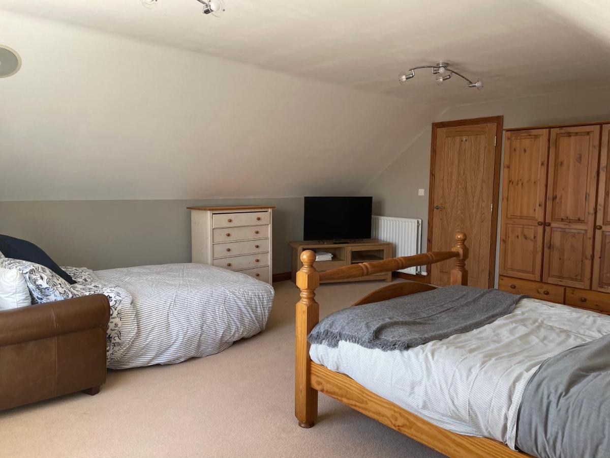Fabulous 2 Bed Apartment Penrith Luaran gambar