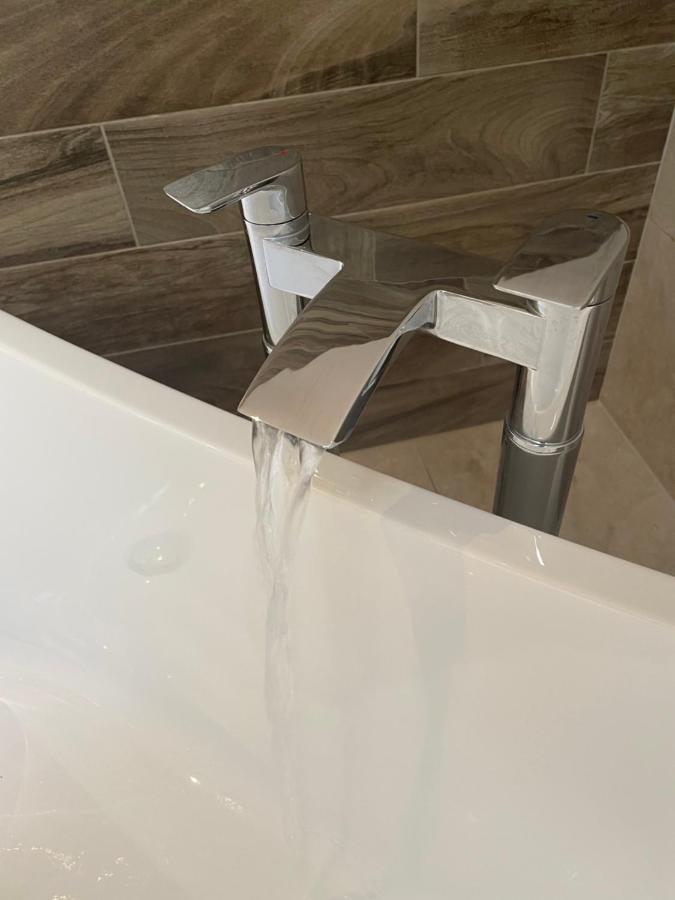 Fabulous 2 Bed Apartment Penrith Luaran gambar